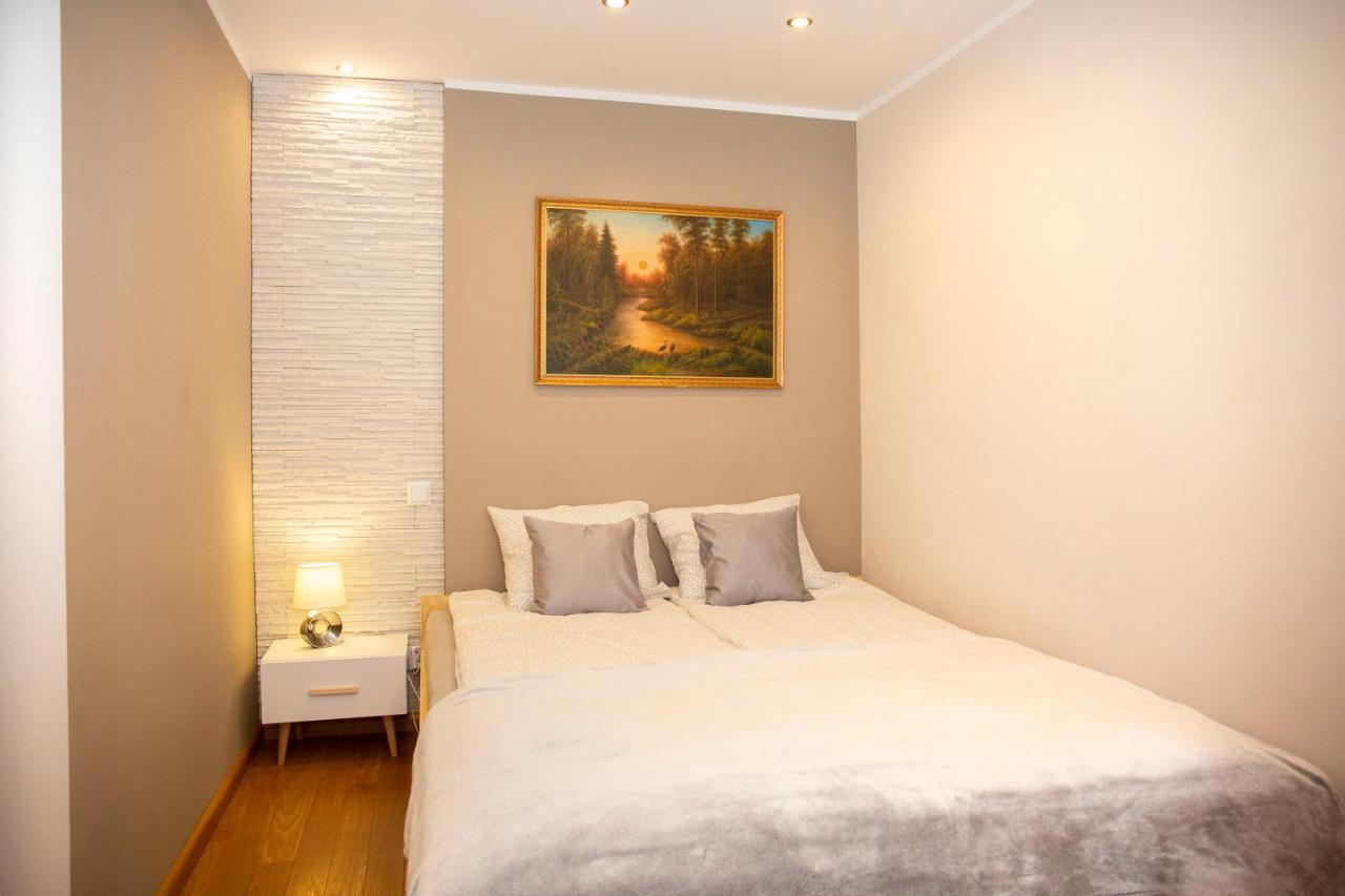 Ferienwohnung Apartament Bieszczadzkie Anioly Ustrzyki Dolne Exterior foto
